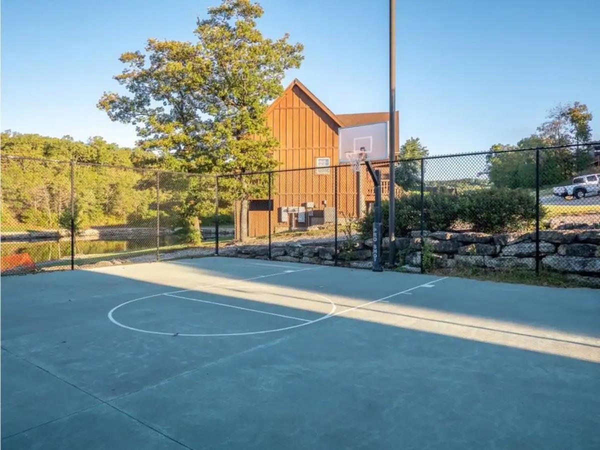 Golf On Site - Walk-In Shower - Jetted Tub - Free Attraction Tickets Included Branson Exterior foto